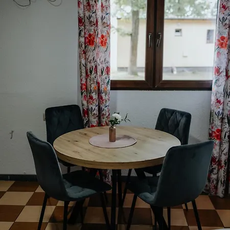 Deer Camp Swierklaniec